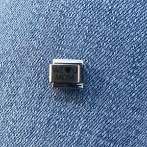 Silver 'We Love You Mom' Bracelet Charm compatible with nomination